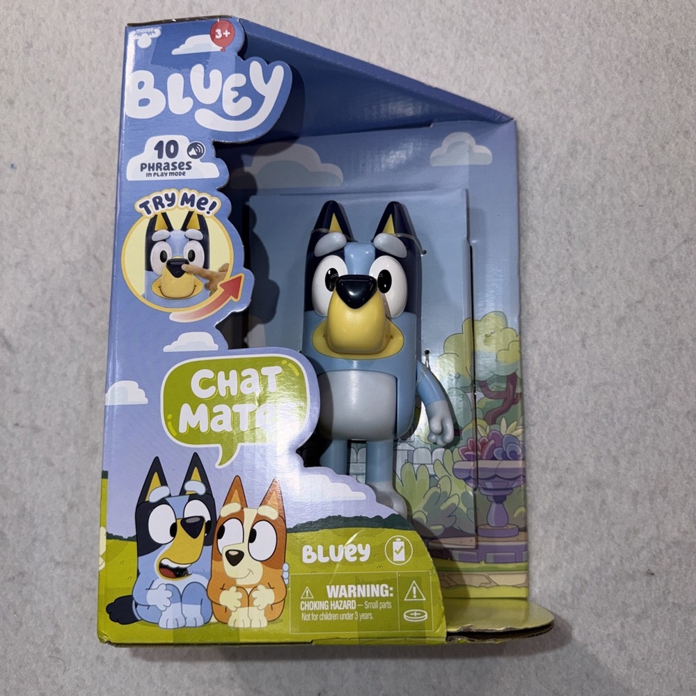 Bluey Chat Mates Talking Figure 10‎ Phrases Arms&Legs Move Ages 3+ New In Box